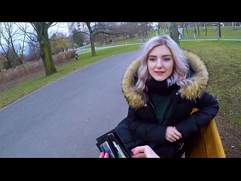 ❤️ Sväljer en främlings het sperma för pengar - avsugning i parken av Eva Elfie ❤️ Pornvideo at us sv.online4sex.ru ❌️❤